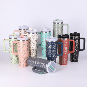 Tumbler <span class=keywords><strong>da</strong></span> Viaggio in Acciaio Inox <span class=keywords><strong>da</strong></span> 40oz con Manico e Cannuccia, Stampa Natalizia Personalizzata <span class=keywords><strong>Grinch</strong></span> Leopard Tie-dye, Vendita all'Ingrosso - Product Image 3