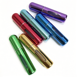 Vente en gros – Atomiseur de voyage portable en aluminium de 5 ml et 10 ml, flacon vaporisateur de parfum miniature, boîte de luxe unique pour soins personnels - Product Image 6
