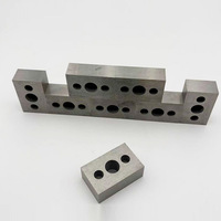 Blocs anti-usure en carbure cémenté, carbures cémentés tungstène-cobalt, blocs de positionnement perforés, calibres non standard, moules, machines