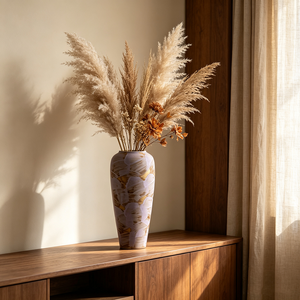 Vase de sol haut en argile brute minimaliste, motif brossé bordeaux taupe dessiné à la main, pour décoration de hall d'hôtel - Product Image 3