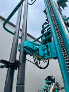 Foreuse de puits SWDRT250EH – Équipement minier économique avec moteur puissant 30T, roulement de haute performance et machine haute performance - Product Image 6