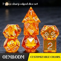 Offre Spéciale – Ensemble de 7 Dés Polyédriques Carrés en Résine Orange Transparente pour D&D, Bords Tranchants, Durables, Écologiques, pour Dragons et Donjons, pour Jeux de Rôle