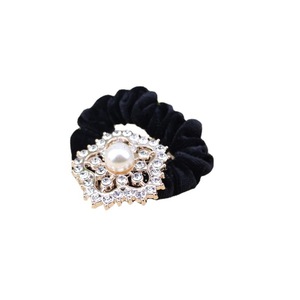 Chouchous en velours avec décorations en strass et perles pour femmes, élastiques à cheveux décontractés, couleurs variées, tissu très élastique - Product Image 5