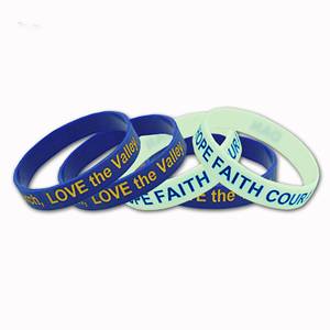 Sıcak satış çevre dostu kauçuk ucuz özel metin mektubu Logo bilezik silikon bileklik reklam hediyeler olarak - Product Image 3