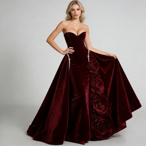 <span class=keywords><strong>Abito</strong></span> da Sera di Lusso da Donna in <span class=keywords><strong>Velluto</strong></span> <span class=keywords><strong>Bordeaux</strong></span> Senza Spalline con Decorazioni 3D di Rose e Perle - Product Image 2