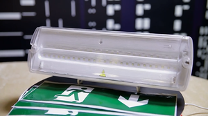 Đèn khẩn cấp LED người bán tốt nhất có thể sạc lại LED khẩn cấp ánh sáng đèn được xây dựng trong pin - Product Image 4