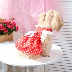 Robe de princesse pour chat pour la Saint-Valentin, imprimé cœur rouge, polyester, vêtements d'été pour chat - Product Image 2