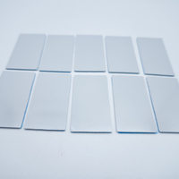 Ventes directes d'usine à haute conductivité thermique refroidissement tampon thermique Silicone CPU ordinateur portable feuille de silicium conductrice thermique 8W