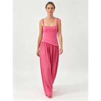 Robe longue sans manches en polyester rose fuchsia uni à col carré pour femme, idéale pour les soirées d'été