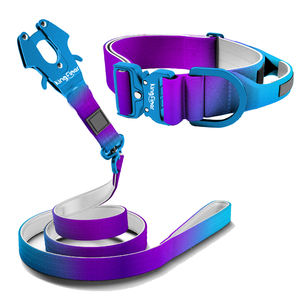 Set kerah dan tali anjing taktis mewah dapat diatur gradien kustom dengan Aksesori aluminium Taktisches Hundehalsband - Product Image 1