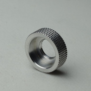 Mecanizado CNC Personalizado para la Fabricación de Tuercas de Aluminio Roscadas con Ajuste de Rosca - Product Image 1