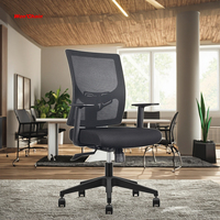 Chaise de bureau moderne et économique de Foshan, nouvelle spécification, confortable avec dossier en maille, idéale pour le personnel et les invités