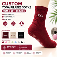 Chaussettes d'hiver personnalisées antidérapantes pour enfants, yoga et pilates, OEM ODM, faible MOQ, respirantes avec grip en silicone pour studio de yoga et fitness