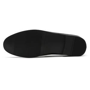 Mocassins de cérémonie à bout rond en PU imperméable, légers, avec pompons, noirs et marron, grandes tailles 37-48, modèle 703 - Product Image 4