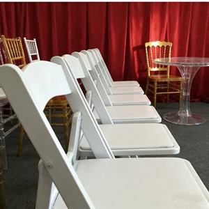 كرسي بلاستيكي قابل للطي للاستخدام الخارجي بسعر مناسب، مثالي للأعراس والحفلات والمناسبات، خفيف الوزن - Product Image 1