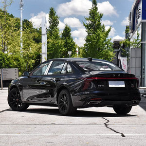 Hongqi H5 Sedán de Lujo a Gasolina, Automático, Nuevo, R19, Volante a la Izquierda, Alto Rendimiento, Turbo, Interior Oscuro, autos en venta - Product Image 6