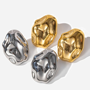 Cleanfit Minimalist Unisex <b>Stud</b> Earrings 18K Gold <b>Titanium</b> Steel Geometric Design Fashionable European American Style - Product Image 1