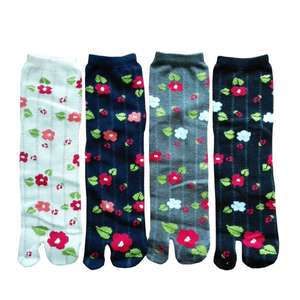 थोक सस्ते कपास का फूल विभाजित दो पैर की मोजे जापानी मोजे टेंग मोजे टांग मोजे - Product Image 1