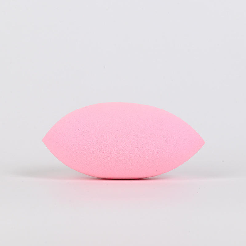 Éponge ovale pointue de beauté