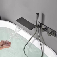 Nouveau design Mitigeur de bain encastré mural en laiton poli avec jet de main pour appartement