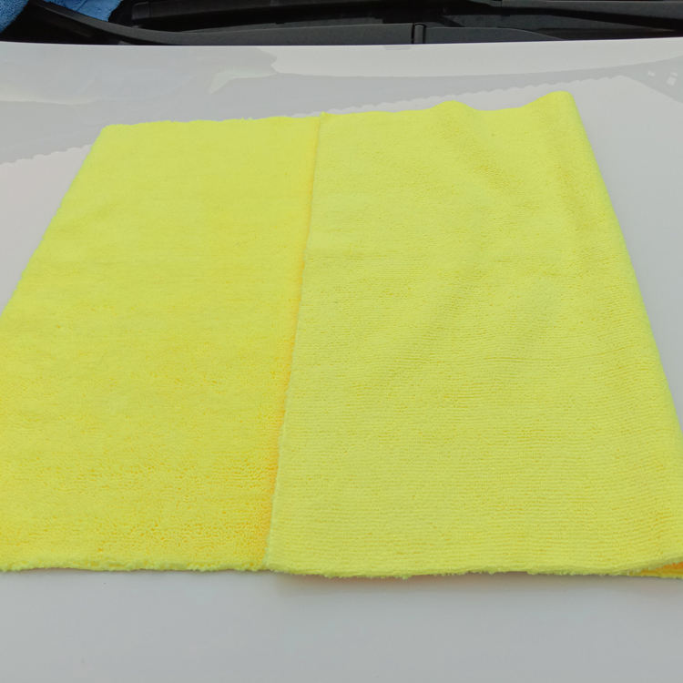 สีเหลือง