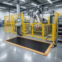 Tapis de sécurité à expédition rapide en caoutchouc noir avec capteur de pression pour protection des postes d'opérateurs CNC sans poussière en usine de menuiserie