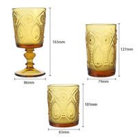 Vente en gros de tasses en verre pressé à motif paon antique, gobelets en verre coloré de tailles variées pour la revente au détail