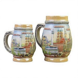 Chope à bière en porcelaine de style allemand classique avec poignée, motif en relief des monuments de Munich, design par sublimation, écologique, réutilisable, thème Bavière - Product Image 3