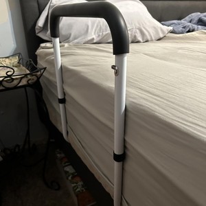 Adjustable <b>Bedside</b> Handrail With <b>Storage</b> Pockets For Elderly And Pregnant Women Home Safety Rail Assistive Device - Product Image 3
