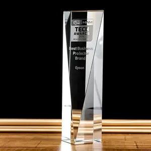 Honor of Crystal Nuevo diseño Venta caliente Personalizado 3D Laser K9 Crystal Trophy Crystal Award Trophy