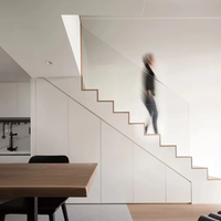 Organisateur de rangement sous escalier avec tiroirs coulissants pour escaliers en colimaçon