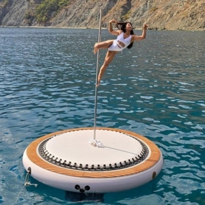 Plateformes flottantes gonflables, tapis d'eau gonflables pour la danse, quai flottant gonflable pour la <span class=keywords><strong>pole</strong></span> <span class=keywords><strong>dance</strong></span>, plateforme aquatique gonflable avec barre <span class=keywords><strong>de</strong></span> danse - Product Image 6