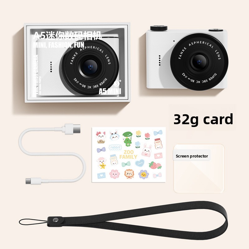 ครีมขาว+การ์ด 32G+สติ๊กเกอร์+เชือกคล้อง+การชาร์จ