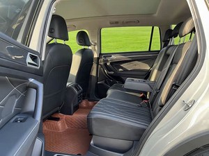 Volkswagen <span class=keywords><strong>Tiguan</strong></span> L <span class=keywords><strong>2022</strong></span> Usado, Modelo 330TSI, Automático, SUV <span class=keywords><strong>de</strong></span> 5 Plazas, Gasolina, Turboalimentado, R19, Volante a <span class=keywords><strong>la</strong></span> Izquierda, Jiben Auto - Product Image 3