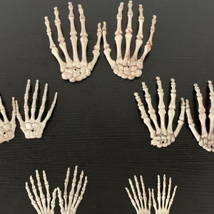 Festival événement fête fournitures tronçonneuse monstre arme Zombie tueur sanglant pierre mousse horreur Halloween noël décoratif - Product Image 1