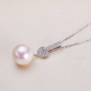 Collier pendentif en argent S925 à la mode avec perle d'eau douce, petit zircon incrusté de perle d'eau douce - Product Image 4