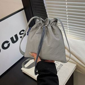 Bolsas de Tela de Algodón Reutilizables Ecológicas de Alta Calidad al por Mayor, con Cordón, Impresión de Logotipo Personalizado, para Compras y Promociones - Product Image 2