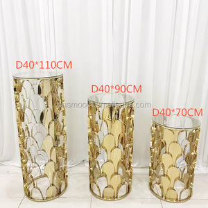 Gold Fish Scales Mirror Clear Acrylic Pillar Wedding Columns