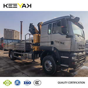 Camion <span class=keywords><strong>grue</strong></span> hydraulique HOWO 4x2 haute résistance pour manutention de conteneurs, camion <span class=keywords><strong>grue</strong></span> HOWO 10t pour le <span class=keywords><strong>transport</strong></span> de marchandises - Product Image 3
