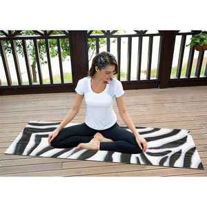 โยมเมอร์เสื่อโยคะ 173x61 ซม. หนา 6 มม. กันลื่น ดูดซับแรงกระแทก ลายม้าลาย เสื่อออกกำลังกาย - Product Image 2