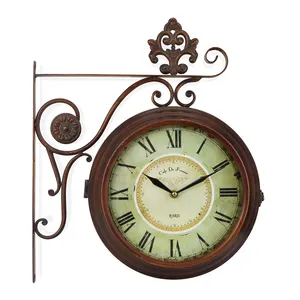 ساعة حائط جانبية مزدوجة مصنوعة من الحديد العتيق بتصميم قديم مزودة بعدسات زجاجية ومضادة للماء
