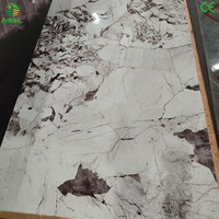 Panneaux PVC sur mesure, faciles à installer, effet marbre UV, décoration intérieure moderne pour salle de bain, revêtement mural de luxe