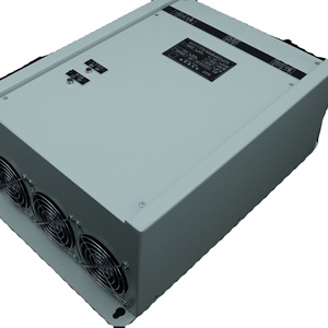 เครื่องแปลงไฟ AC-DC ประสิทธิภาพสูงสำหรับติดตั้งบนเรือ  แรงดันไฟฟ้าเข้า 230V แรงดันไฟฟ้าออก 28V 120A  ลดสัญญาณรบกวน  จ่ายไฟเสถียร  พร้อมกล่องป้องกัน IP22 - Product Image 1
