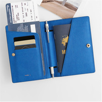 Porte-passeport personnalisé en cuir PU OEM avec emplacement pour stylo, logo personnalisé, portable pour une utilisation promotionnelle