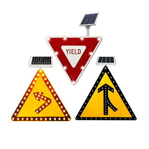 Manufacture Illuminated Road <strong>Sign</strong> <strong>Led</strong> Light Portable <strong>Display</strong> Solar Power Flashing <strong>Traffic</strong> Signs - Product Image 5