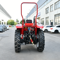 Traktor Roda Kecil Kompak Efisien Berkualitas Ekspor, Disetujui CE EPA, Dilengkapi Front End Loader dan Backhoe Digger