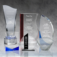 Trophée étoile en cristal de haute qualité au design noble et populaire pour cadeau d'affaires