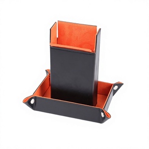 Plateau de jeu multifonctionnel en cuir PU personnalisé pour dés de D&D avec tour de rangement amovible pour jeux de rôle sur table - Product Image 1