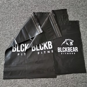 Borsoni E-Commerce biodegradabili eco-friendly Black Poly Flyer in plastica con Logo stampato a tracolla per corriere - Product Image 4