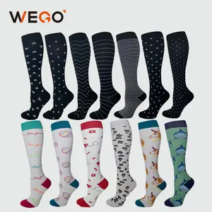 Wholesale Custom Logo 20-30mmhg Men Women High Knee Nurse Compression Socks